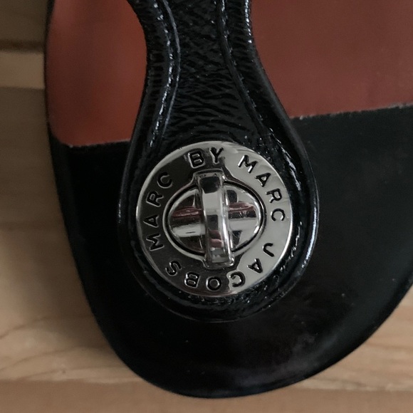 Marc Jacobs black patent leather sandals. In new condition. Size 6-6 1/2. - Picture 8 of 10